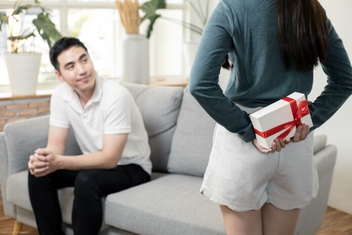 Surprises his boyfriend with gift box. Surprises his boyfriend with gift box.